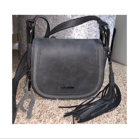 Steve Madden Handbags - Steve Madden Crossbody purse